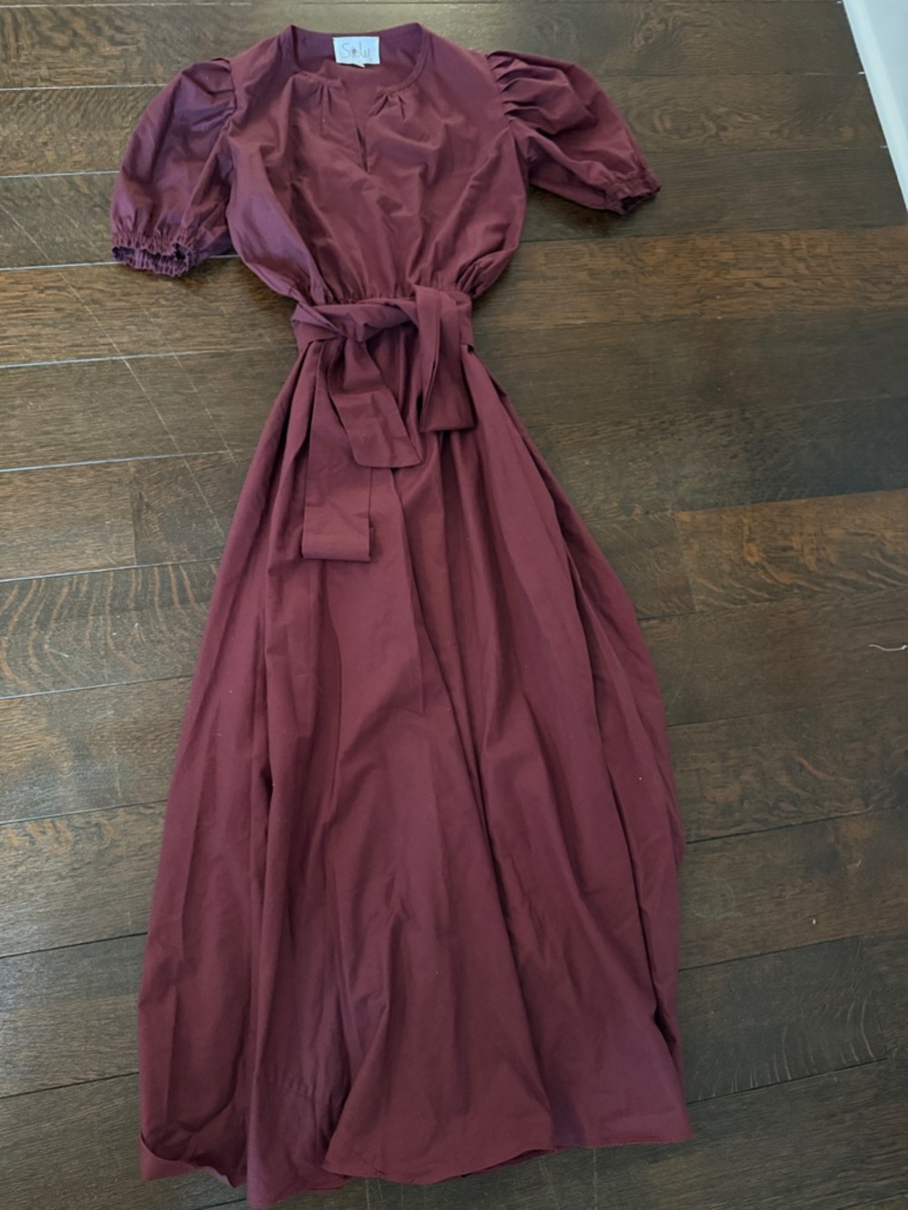 Soler Burgundy Puff-Sleeve Maxi Dress with Waist Tie